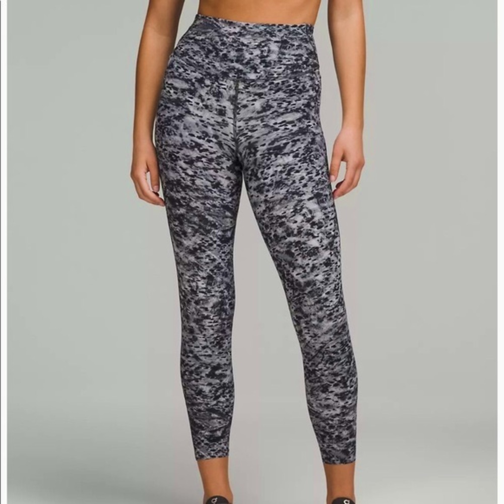 LULULEMON Base Pace Leggings